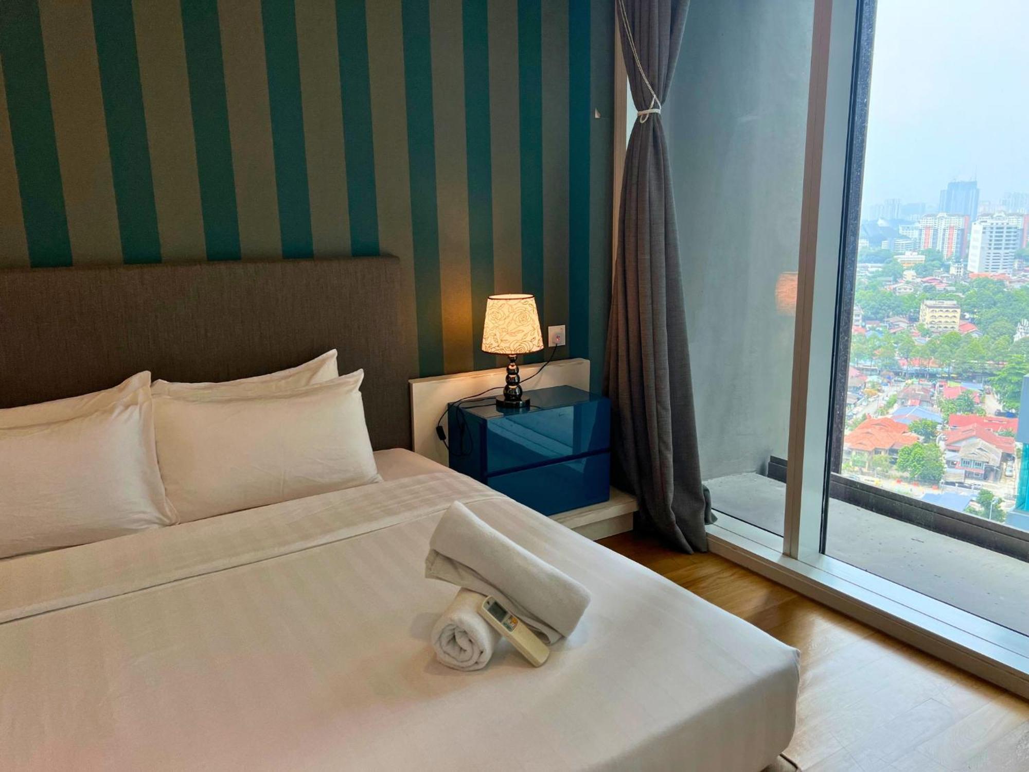Luxe Suites At Platinum Klcc 쿠알라룸푸르 외부 사진